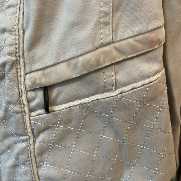 Used Light Jacket - Picture 5 of 5